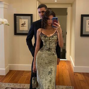 "Mein Date": Mit wem posiert Kendall Jenner denn hier?
