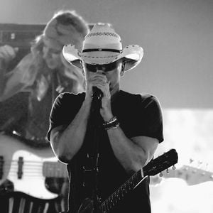 Fan stirbt bei Konzert: US-Country-Star meldet sich zu Wort