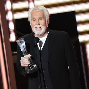 Stars verabschieden sich von Country-Legende Kenny Rogers
