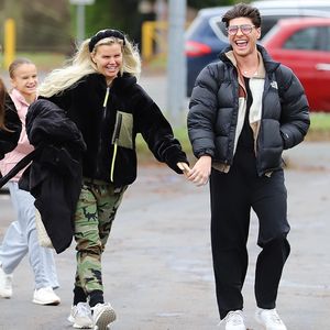 Nach ihrer Trennung: Kerry Katona kuschelt mit einem Co-Star