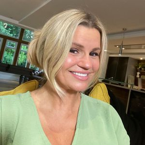 Belastung: Kerry Katona lässt sich im TV Brüste verkleinern