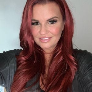 Schmerzhaft: Kerry Katona bricht in Zahnklinik in Tränen aus