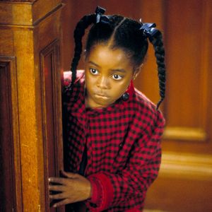 Antrag an Neujahr: "Rudy Huxtable"-Darstellerin ist verlobt!