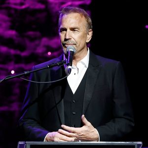 Affäre am Set? Kevin Costner streitet Gerüchte vehement ab