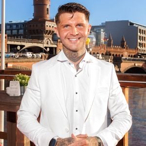 Dieser Musiker gab Kevin Platzer den Tipp für "Angel"-Parfüm