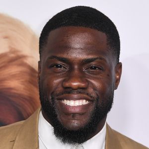 Bei Awardshow: Erster Auftritt von Kevin Hart nach Unfall!
