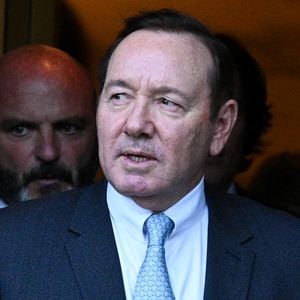 Wegen Missbrauch: Kevin Spacey steht wieder vor Gericht!
