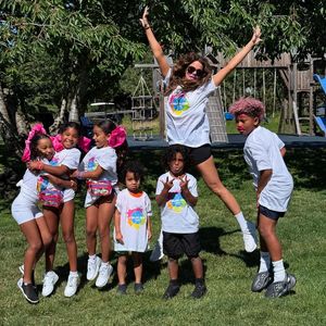 Kardashian-Kids sorgen beim Color Run für süße Familienfotos