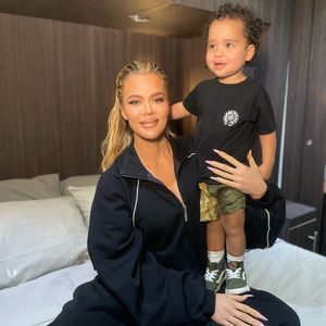 Neues Foto: So groß ist Khloé Kardashians Sohn Tatum schon!