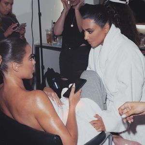 Kim Kardashian vermisst während Quarantäne ihre Schwestern