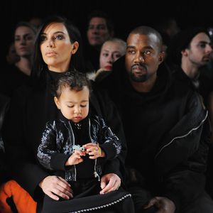Rap-Star North West? Hier performt sie Papa Kanyes neuen Hit
