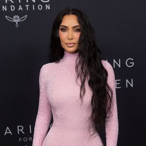 Kim Kardashian kooperiert wieder mit Skandalmarke Balenciaga
