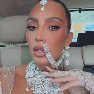 Ganz traditionell: Kim Kardashians Hochzeitslook in Indien!