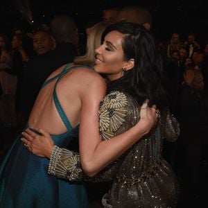 Taylor übertrumpfen: Plant Kim Kardashian eine Hochzeit?