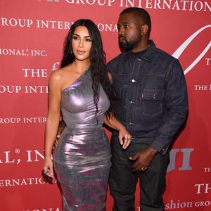 Chicago hat Angst vor Kanye West im Dino-Feuerstein-Kostüm!