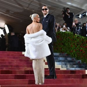 Kim Kardashian verrät, warum Pete heiße Frauen abschleppt!