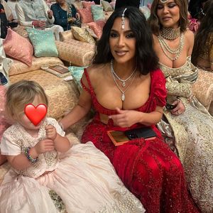 Foto ohne Filter: Fans verspotten Kim und Khloé Kardashian