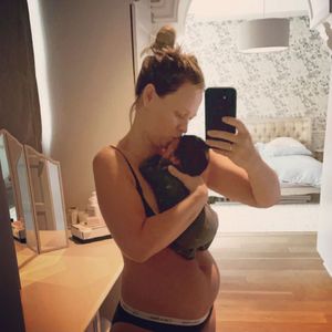 Sechs Wochen nach Geburt: Kimberley Walsh zeigt ihren Body
