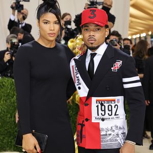 Frau von Chance the Rapper reicht offiziell Scheidung ein