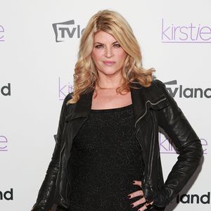 Wow! Kirstie Alley wieder rank und schlank!
