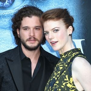 So unterstützte Rose Kit Harington bei Alkoholproblemen