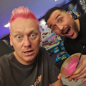Pinke Haare: Knossi startet 2025 mit bunter Typveränderung