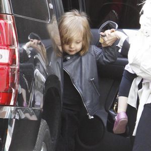 Emsig! So übte Knox Jolie-Pitt den Ringträger-Job