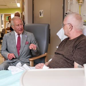 Selten: So humorvoll geht König Charles mit seinem Krebs um