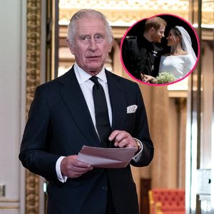 Süß: König Charles hat Harrys Hochzeitsbild in seinem Büro!