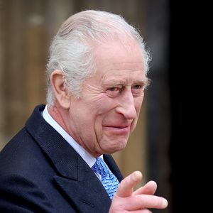 Krebsdiagnose: Auch hier zeigt sich König Charles fröhlich