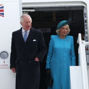 So dekadent lebt König Charles während seines Berlin-Besuchs