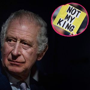 König Charles ignoriert gekonnt "Nicht mein König"-Schilder