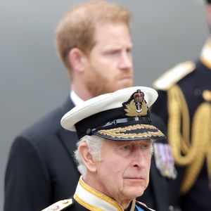 König Charles ist vorsichtig bei Harrys Versöhnungsversuch