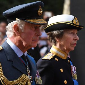 Selten: König Charles und Schwester Anne treten zusammen auf