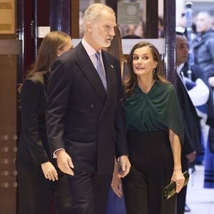 Kein teurer Look: Königin Letizia strahlt in 80-Euro-Bluse