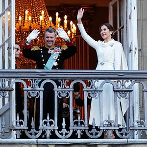 Auf offiziellem Porträt: König Frederik und Mary strahlen!