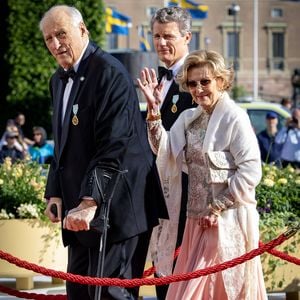 König Harald im Krankenhaus: Königin Sonja sagt Termin ab