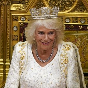 Darf Königin Camilla zum 77. Geburtstag eine Krone tragen?