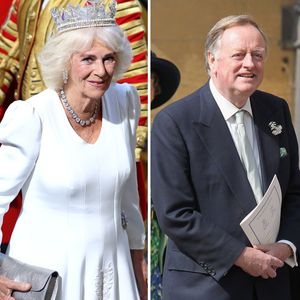 Königin Camilla strahlt auf Event neben ihrem Ex-Mann Andrew