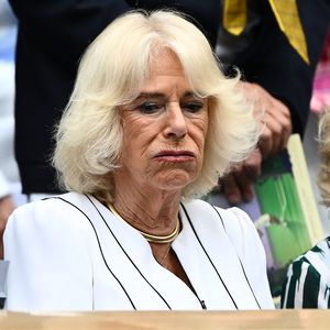 Grimassen: Königin Camilla fiebert bei Wimbledon-Match mit!