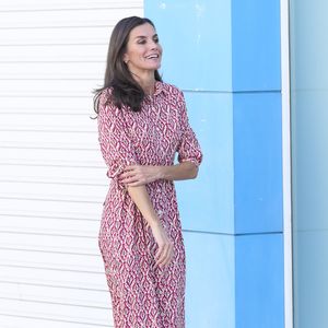 Sommerlich: Königin Letizia strahlt bei wichtigem Termin
