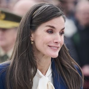 Graue Strähnen: Königin Letizia zeigt sich natürlich