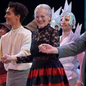 Flott! Dänische Queen mittendrin bei "Schneekönigin"-Show