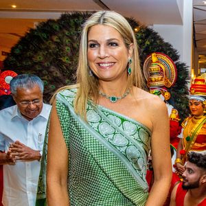 Königin Máxima überrascht in traditionellem indischen Gewand