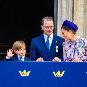Süß! Schwedens Prinz Oscar begeistert beim 50. Thronjubiläum