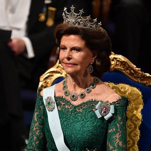 Noch angeschlagen: Königin Silvia zeigt sich nach Unfall