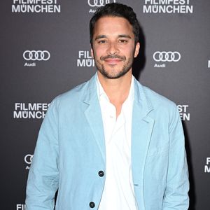 Das denkt Schauspieler Kostja Ullmann über das Sterben!