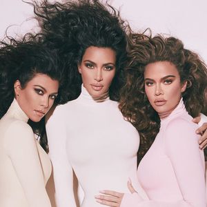 Kaum wiedererkannt: Posiert hier wirklich Khloe Kardashian?