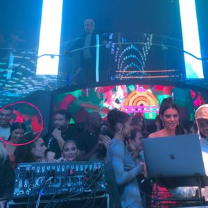 Kourtney K. beim innigen Tanz mit Ex Younes im Klub erwischt