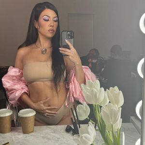 Nach Schwangerschaftsgerücht: Kourtney Kardashian wehrt sich